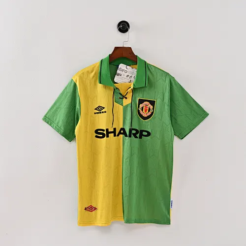 Manchester United 92-94 Third Retro-style jersey